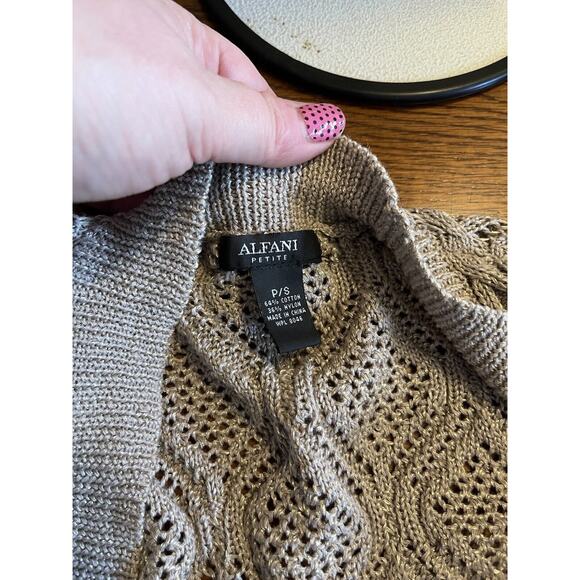 Alfani Gray Silver Knit Cardigan Cropped Petite Sz Sm EUC - Picture 6 of 6